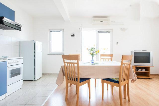 Apartments Maco ペトルチャネ 部屋 写真