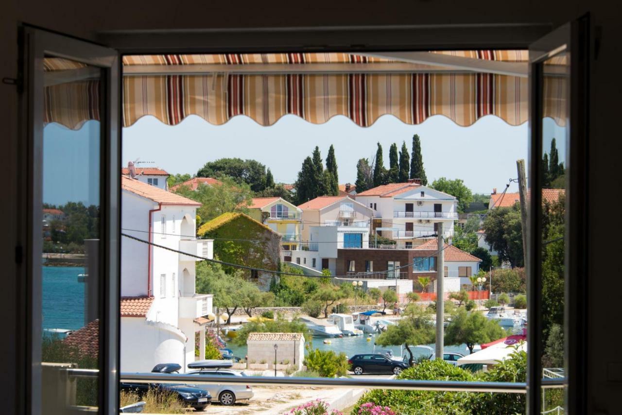 Apartments Maco ペトルチャネ エクステリア 写真