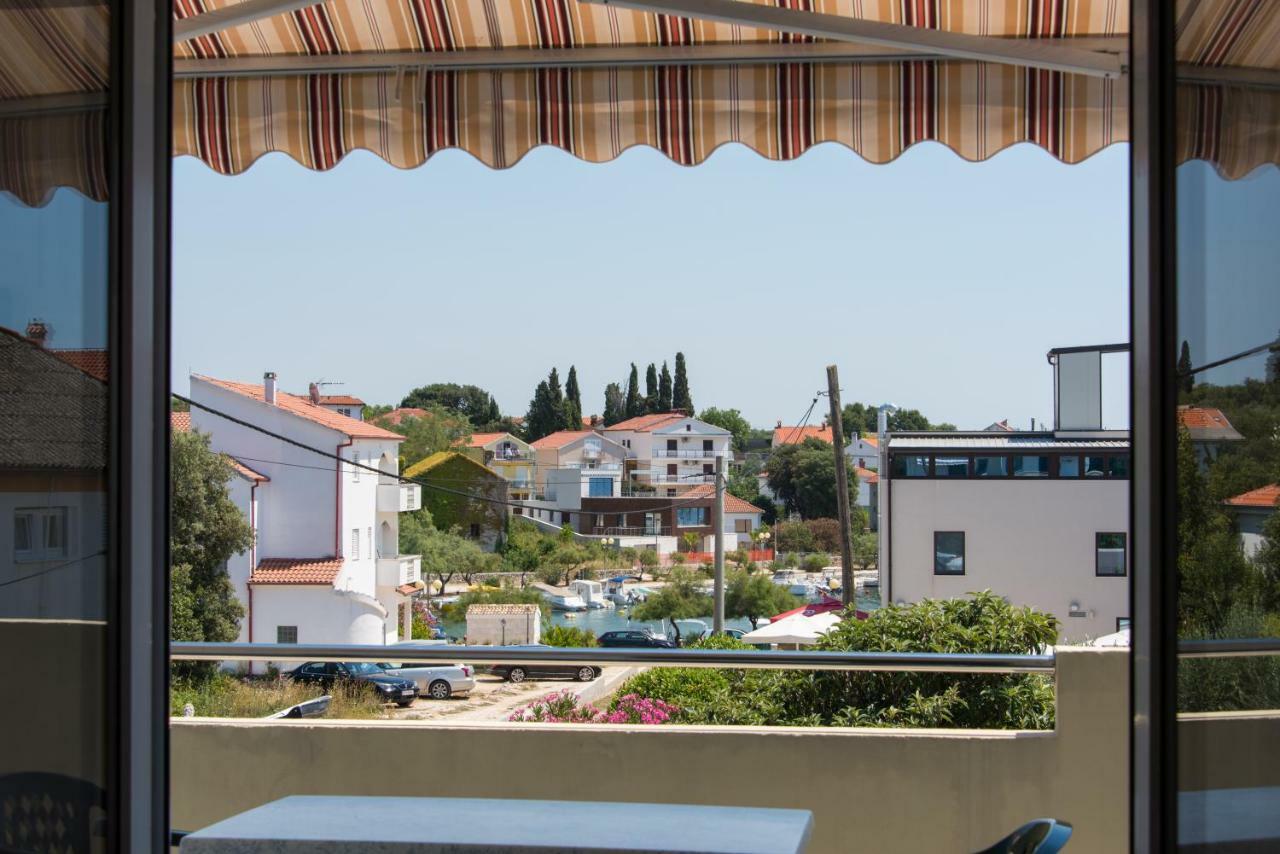 Apartments Maco ペトルチャネ エクステリア 写真